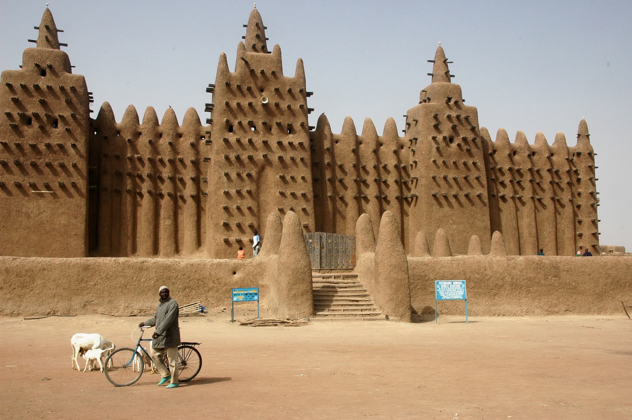 The Great Mosque of Djenné and the Living Legacy of Sudano-Sahelian Architecture
